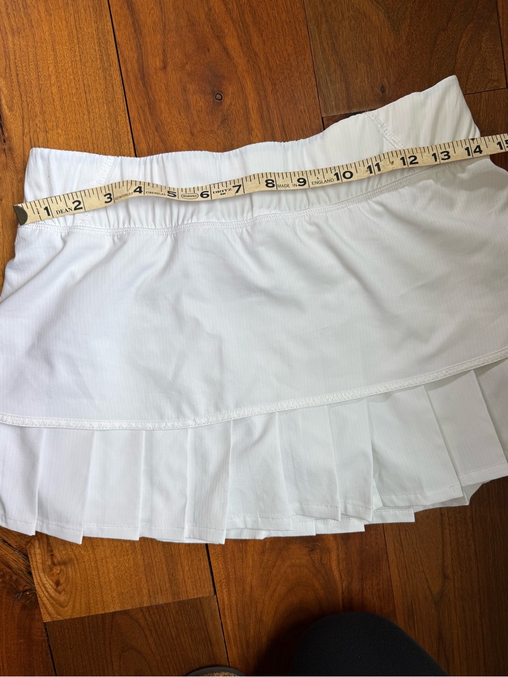 Calvin Klein White Pleated Tennis or Golf Skirt Size Small in EUC! - Picture 5 of 6